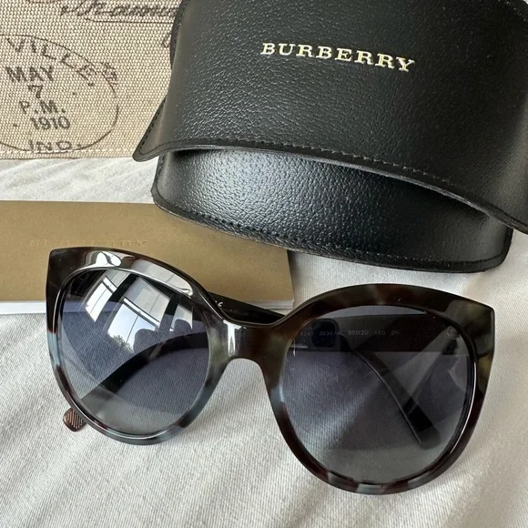 Burberry Tortoiseshell Cat-Eye Sunglasses with Dark Lenses Burberry Women main image 2
